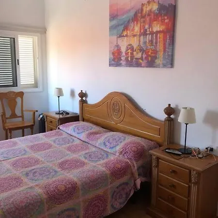 بيت للعطل Great Location In Very Close To The Sea